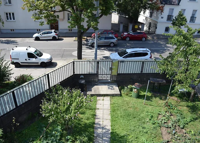 Central-vintage With Free Parking And 5min Walk To Metro Βιέννη