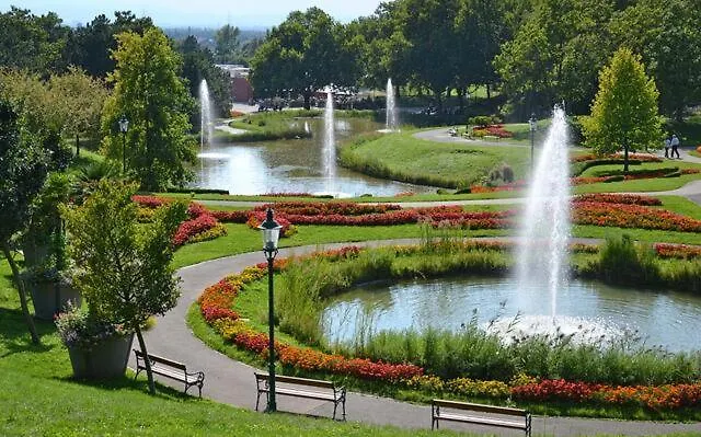 Central-vintage With Free Parking And 5min Walk To Metro Βίλα *