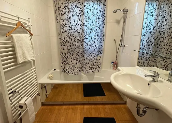 Central-vintage With Free Parking And 5min Walk To Metro * Βιέννη